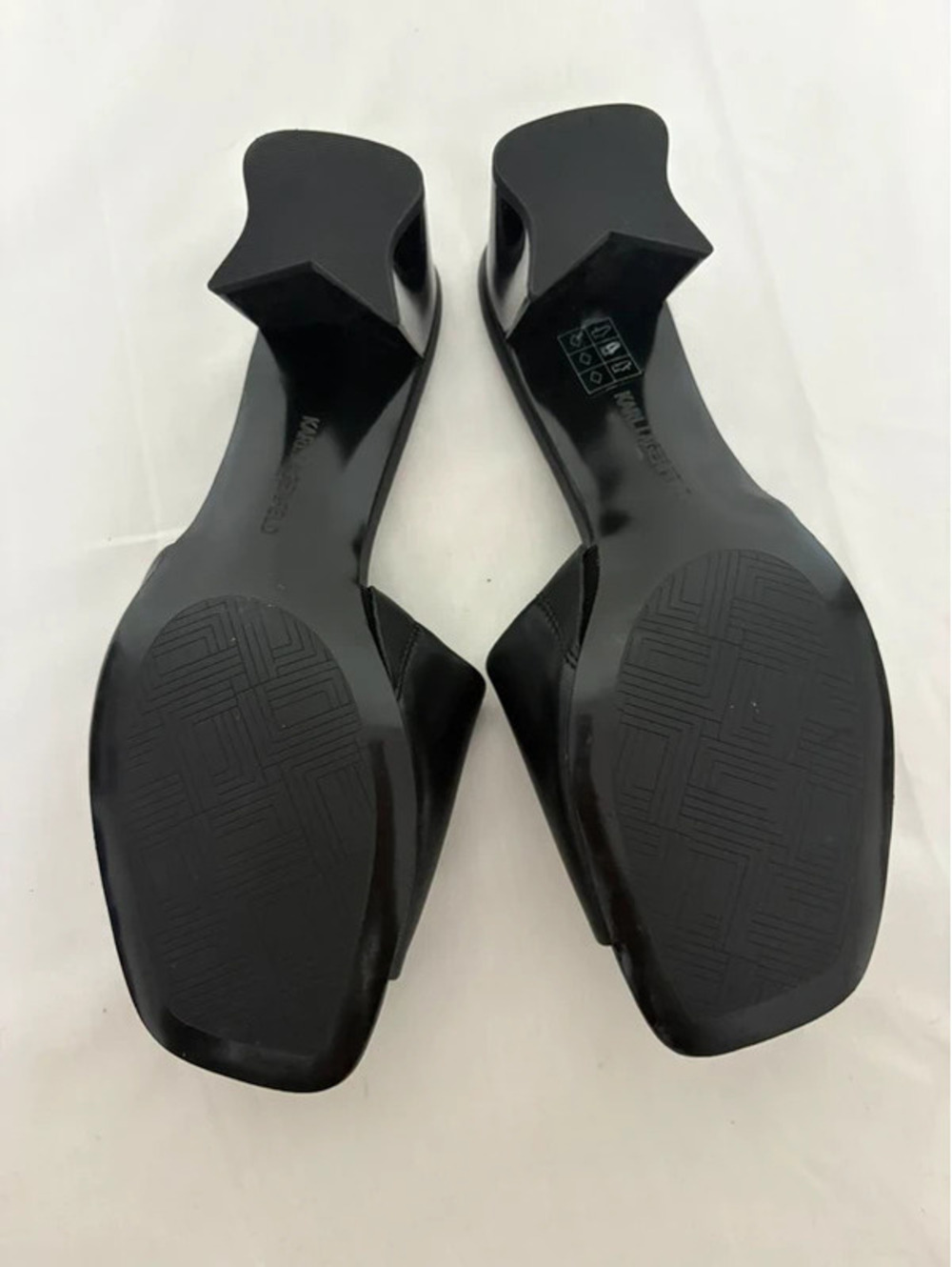 Karl Lagerfeld Paris Black Ikonik Karl Block Heel Mule Sandals Size 8.5 - Picture 6 of 7